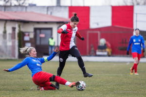 I liga piłki nożnej kobiet: Tarnovia - SWD Wodzislaw Śląski